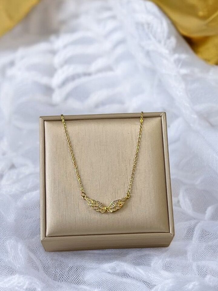Taşlı Kelebek Gold Kararmaz Çelik Kadın Kolye