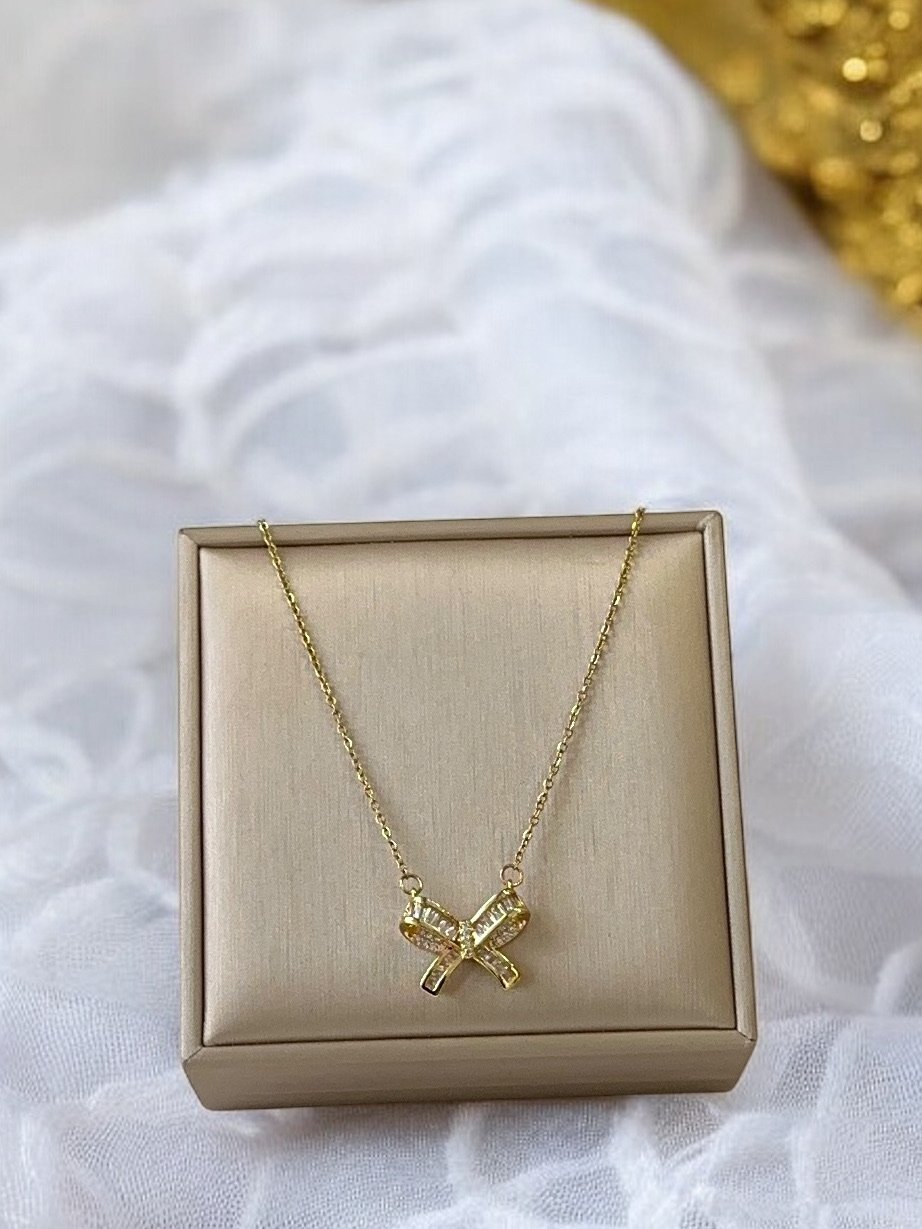 Kurdeleli Gold Kararmaz Çelik Kadın Kolye