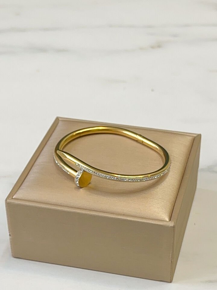 Kadın Çivi Model Çelik Kelepçe Bileklik Gold