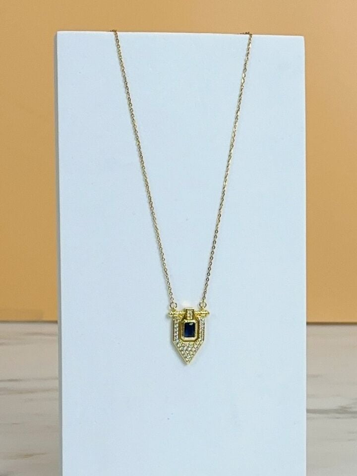 Gold Taşlı Kararmaz Çelik Kadın Kolye