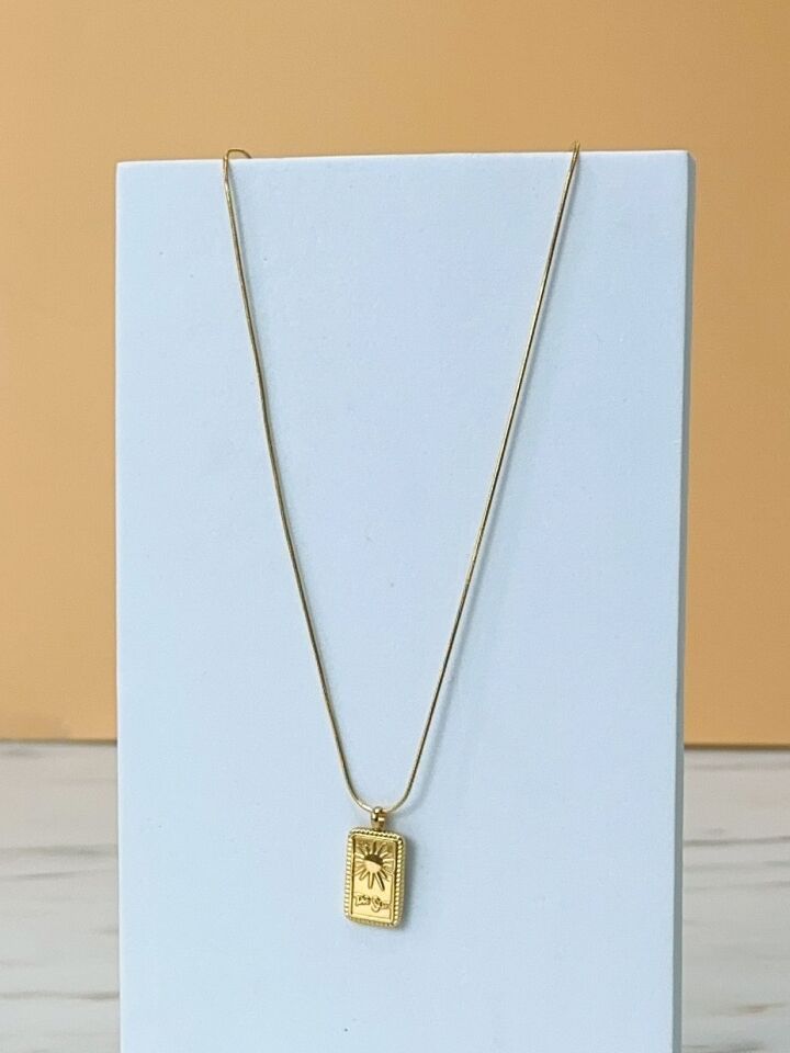 Gold Tarot Kararmaz Çelik Kadın Kolye Gold Tarot Kararmaz Çelik Kadın Kolye